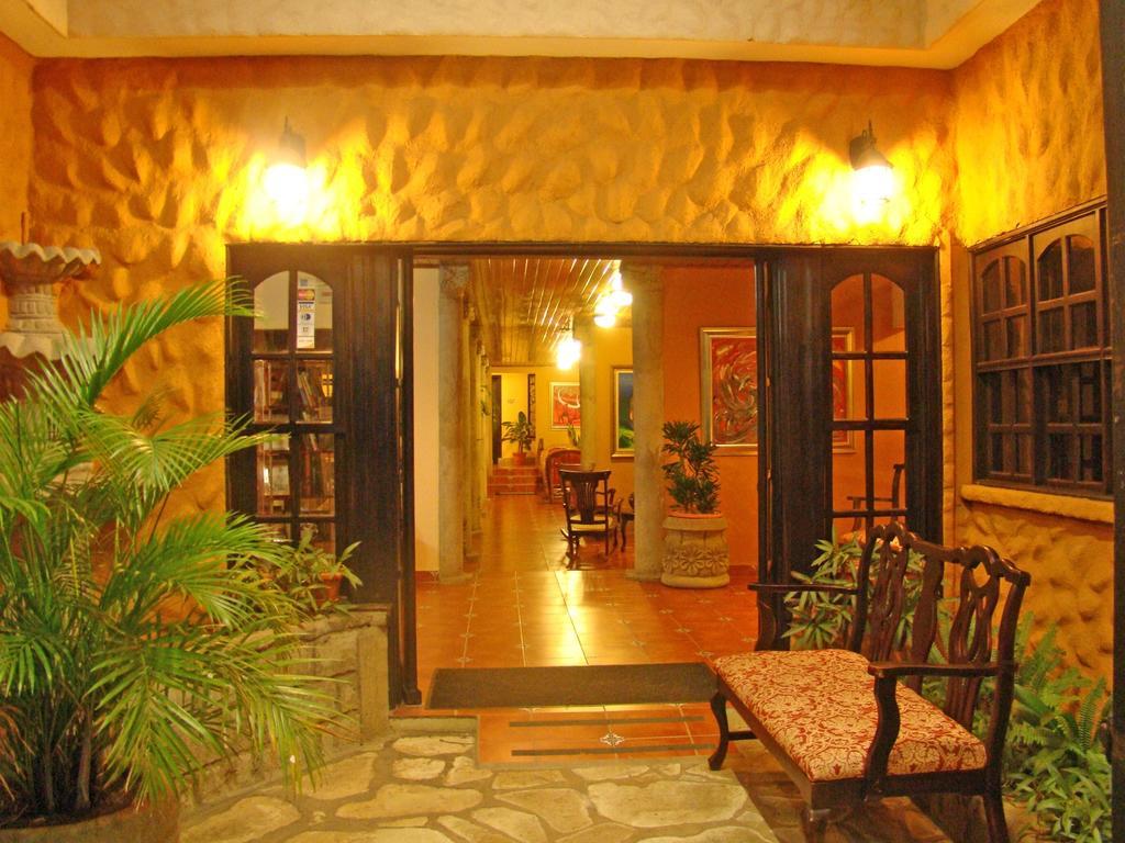 Hotel Colonnade Nicaragua Манагуа Екстер'єр фото
