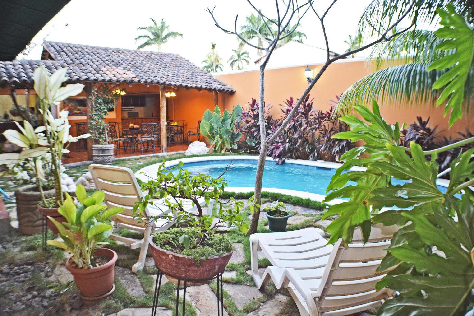 Hotel Colonnade Nicaragua Манагуа Екстер'єр фото