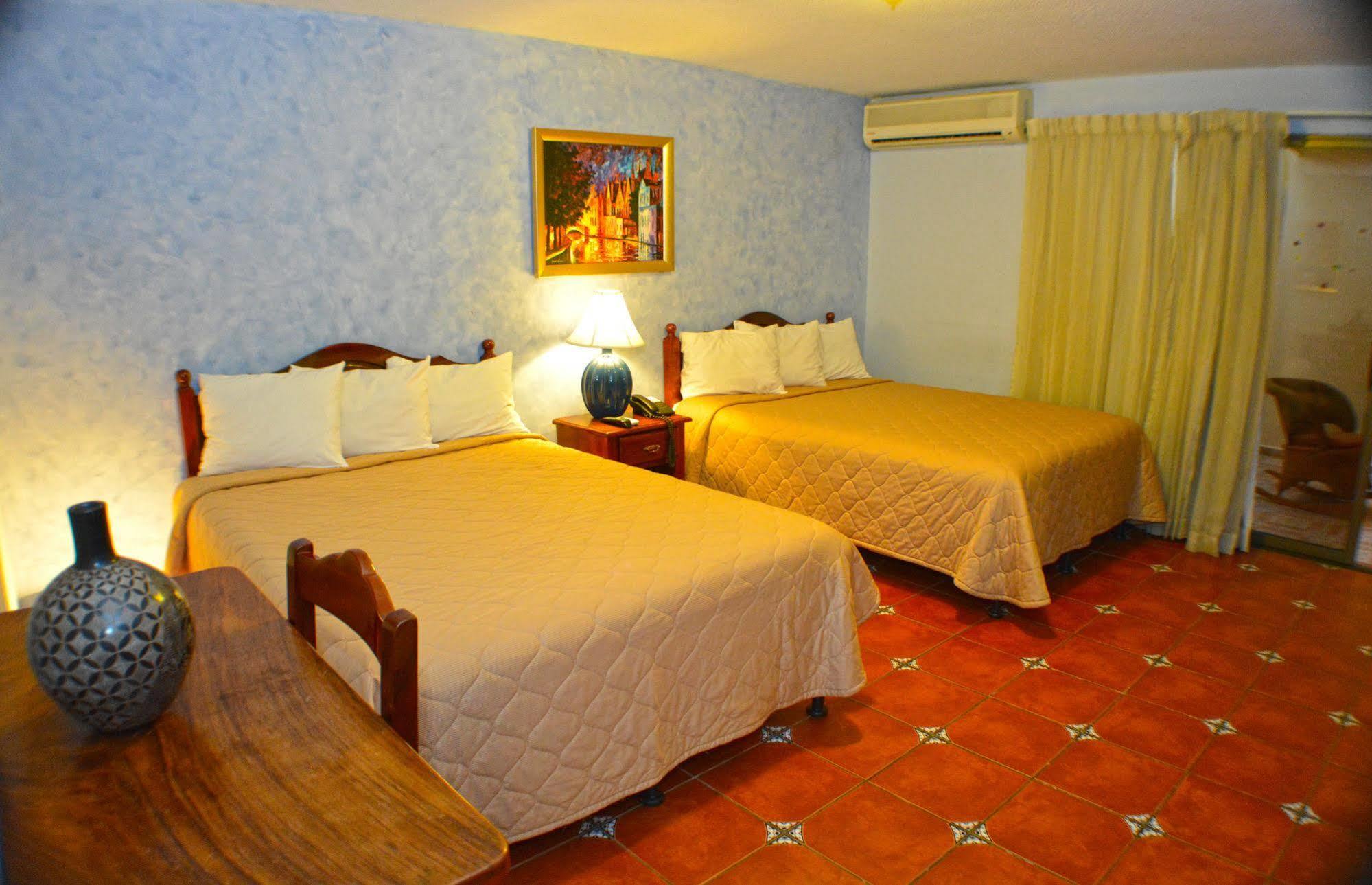 Hotel Colonnade Nicaragua Манагуа Екстер'єр фото