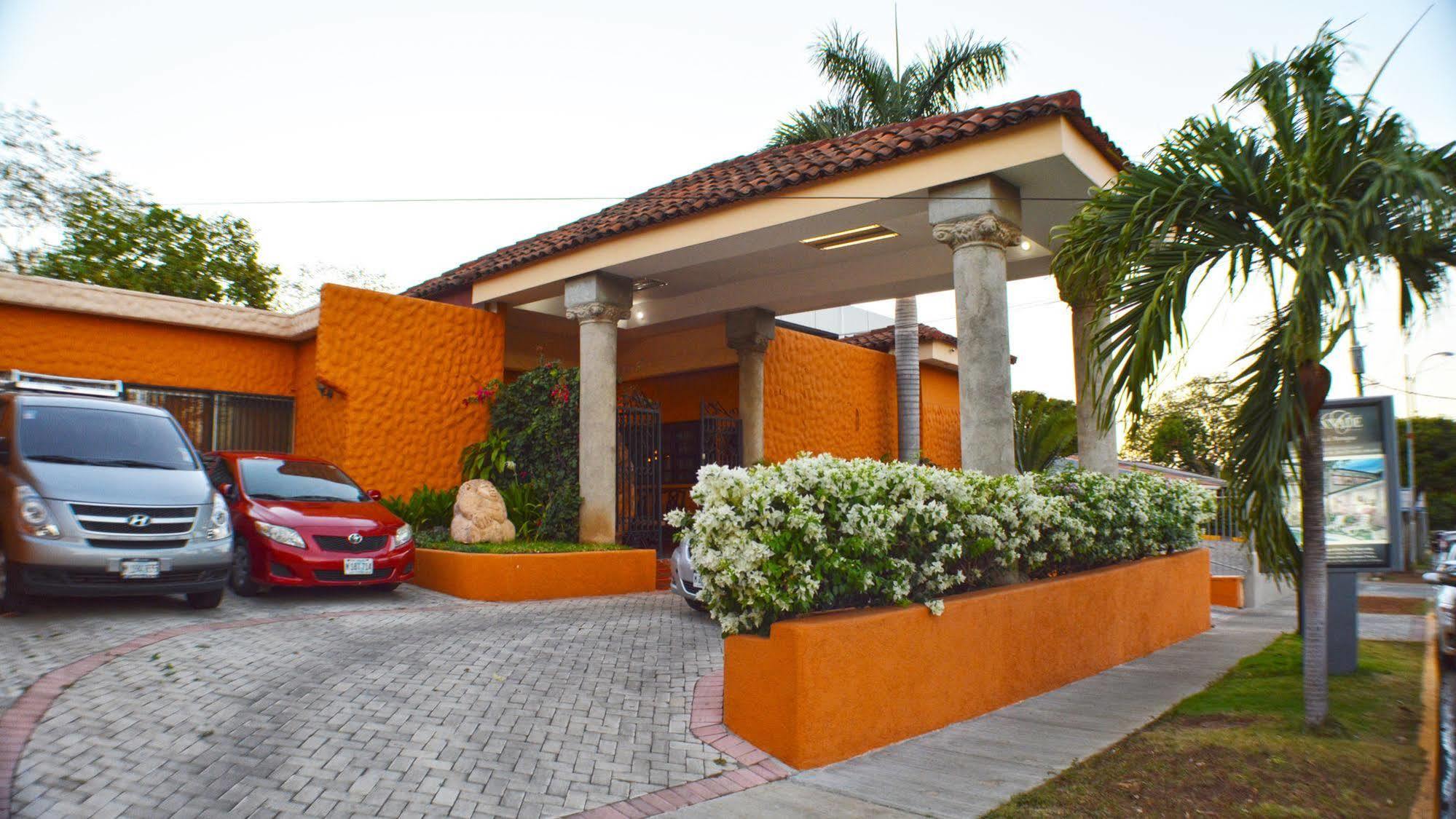 Hotel Colonnade Nicaragua Манагуа Екстер'єр фото