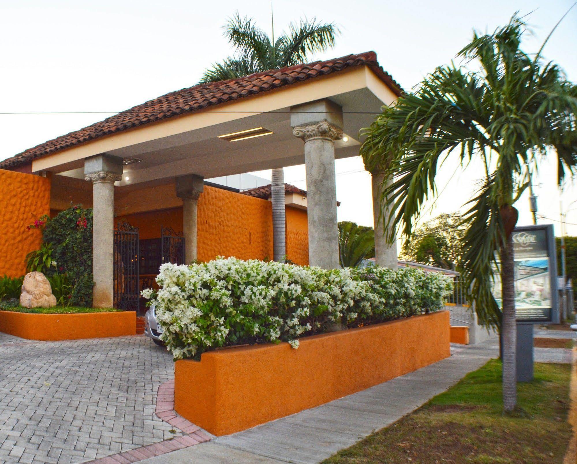 Hotel Colonnade Nicaragua Манагуа Екстер'єр фото