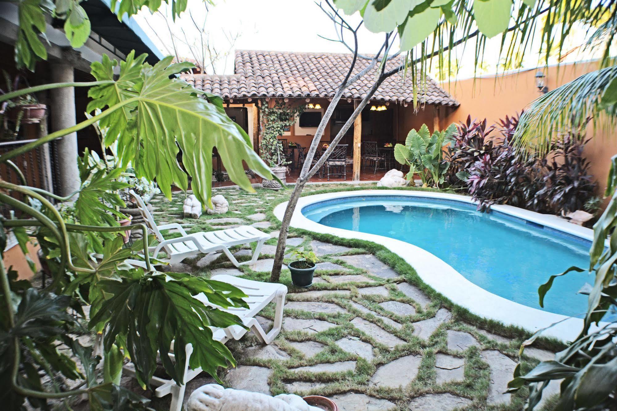 Hotel Colonnade Nicaragua Манагуа Екстер'єр фото
